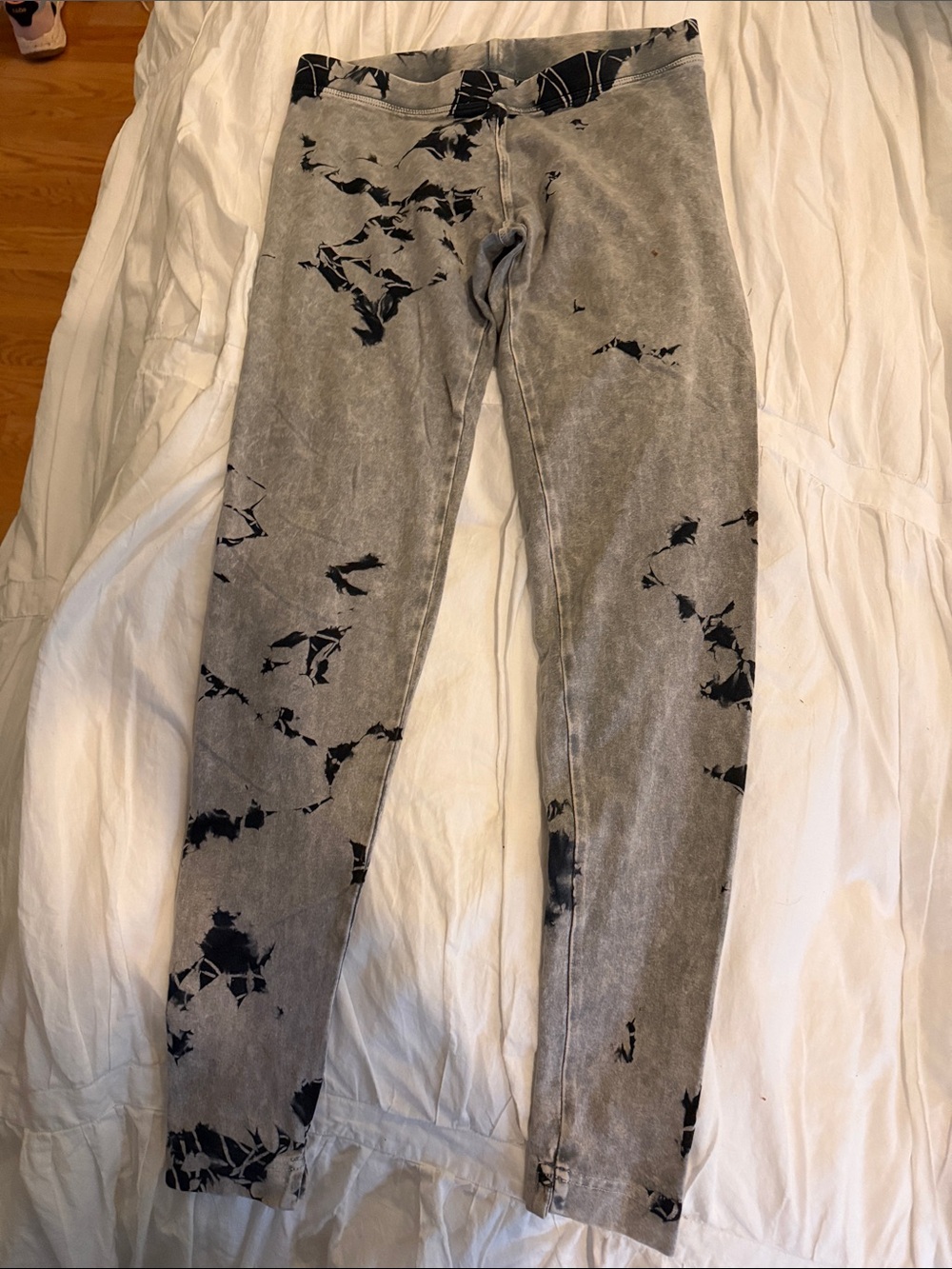 Hard Tail Gray and Black Tie-Dye Skinny leggings